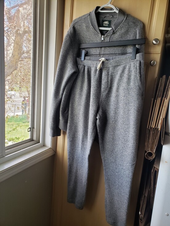 Roots Other - Roots Men's Wool Blend Gray Jogger Pants Sweatpants With Matching Sweatshirt